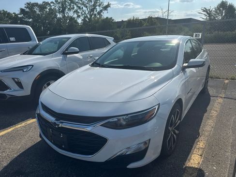Used 2022 Chevrolet Malibu RS FWD image 16