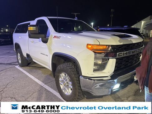 Used 2022 Chevrolet Silverado 2500 LT w/ Convenience Package image 16