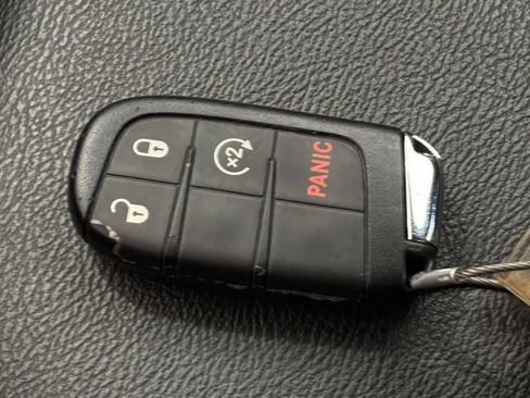 Used 2025 Jeep Compass Limited AWD/4WD image 21