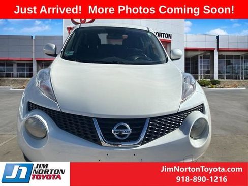 Used 2014 Nissan Juke S image 2
