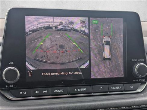 Used 2021 Nissan Rogue SL image 13