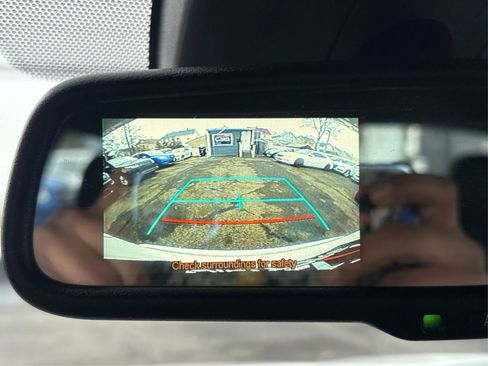 Used 2018 Toyota C-HR XLE image 29