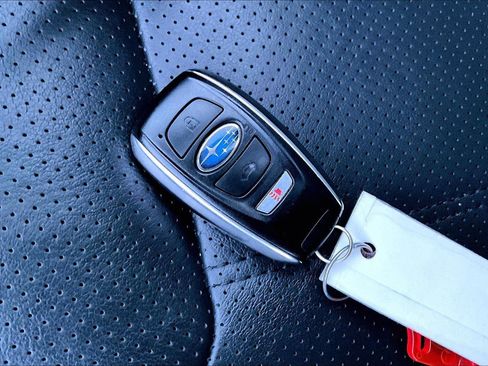 Used 2021 Subaru Forester Limited image 10