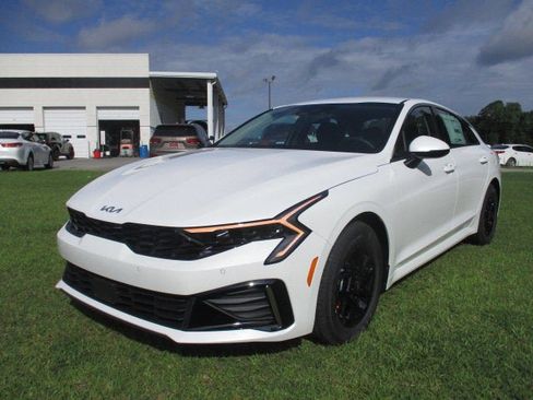 New 2025 Kia K5 LXS image 7