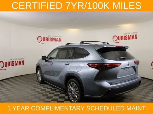 Used 2023 Toyota Highlander Limited FWD image 6