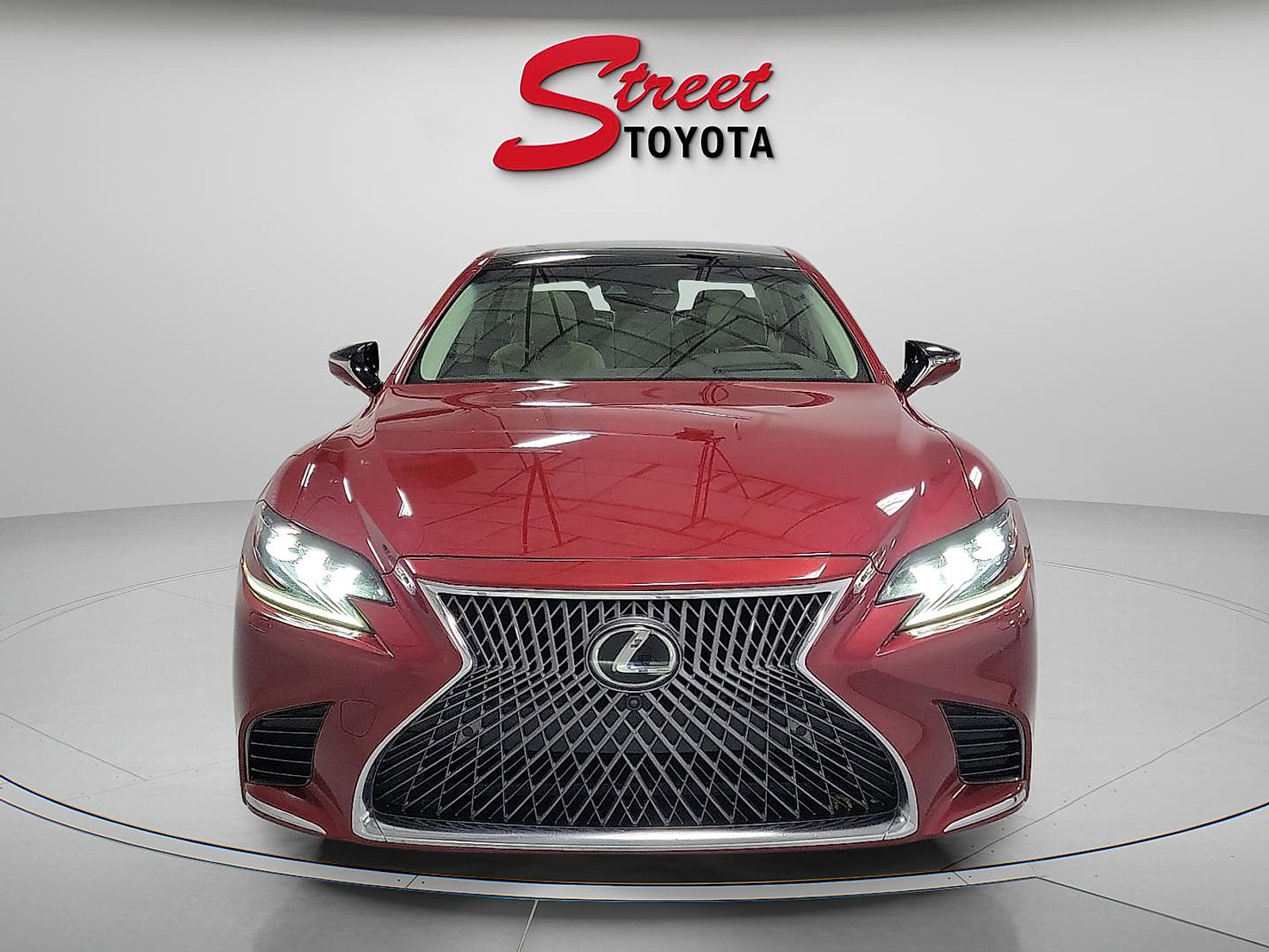 Used 2018 Lexus LS 500 w/ Luxury Package RWD image 6