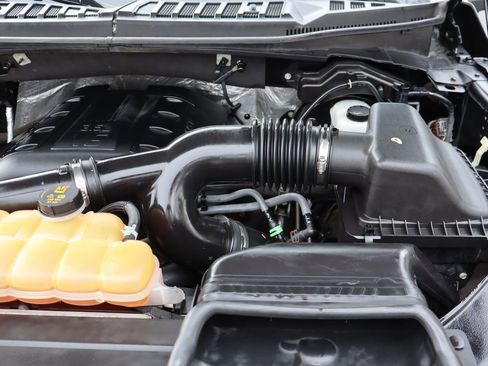 Used 2016 Ford F150 Platinum w/ Technology Package image 40