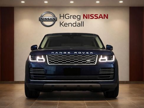 Used 2019 Land Rover Range Rover Supercharged AWD/4WD image 5