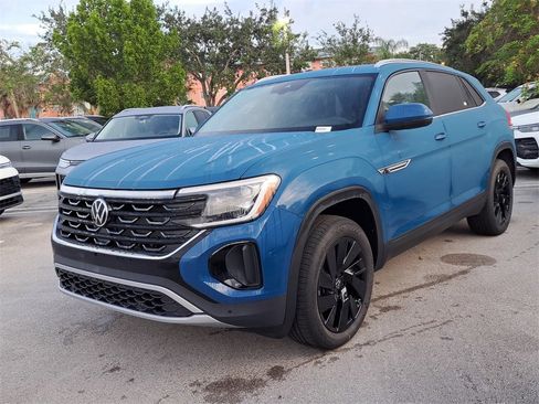 New 2026 Volkswagen Atlas Cross Sport SE image 3