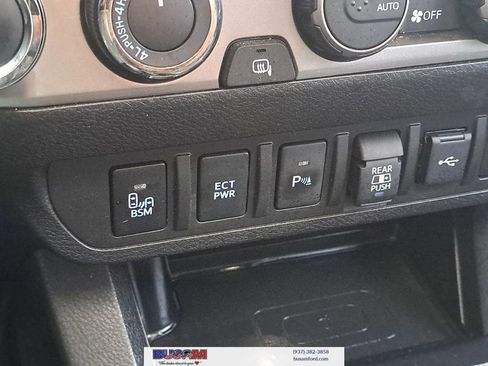 Used 2023 Toyota Tacoma Limited image 19