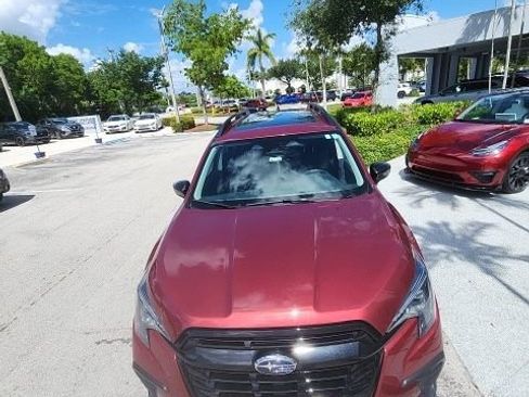 Used 2024 Subaru Ascent Onyx Edition AWD/4WD image 3