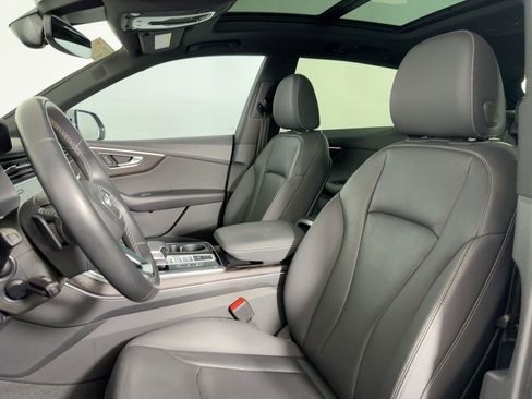 Used 2021 Audi Q8 Premium Plus w/ Premium Plus Package image 4
