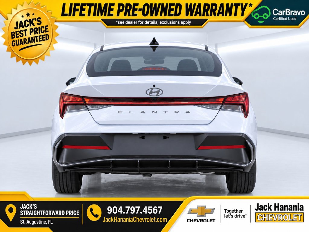 Used 2025 Hyundai Elantra SEL FWD image 6