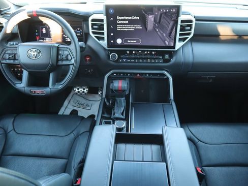 Used 2025 Toyota Sequoia Platinum image 13