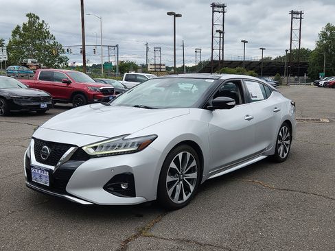 Used 2020 Nissan Maxima Platinum w/ Sport Mat Group image 3