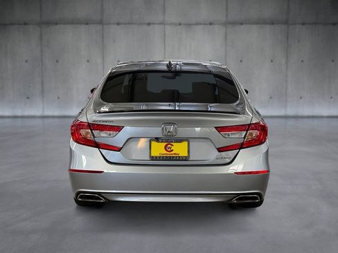 Used 2022 Honda Accord Sport image 4