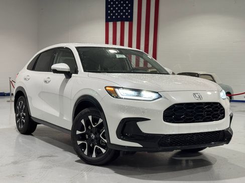 New 2026 Honda HR-V EX-L image 2