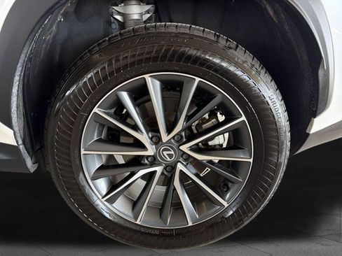 Certified 2025 Lexus NX 250 FWD w/ Accessory Package (Z1) image 23