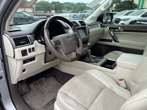 Used 2013 Lexus GX 460 w/ Comfort Plus Pkg AWD/4WD image 27