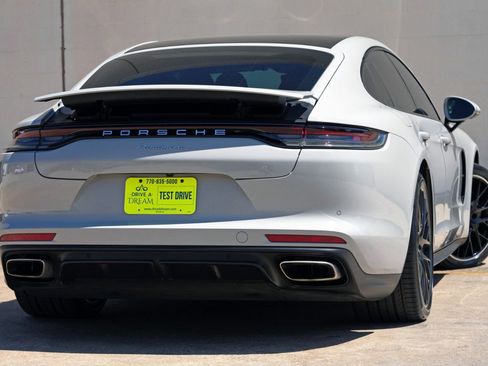 Used 2021 Porsche Panamera image 5