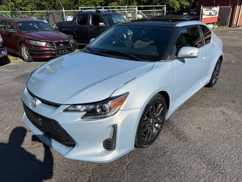 Used 2014 Scion tC 10 Series FWD image 3