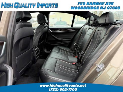 Used 2017 BMW 530i xDrive AWD/4WD image 15