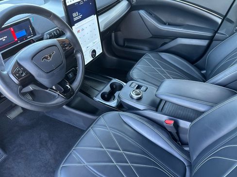 Used 2023 Ford Mustang Mach-E Select image 10