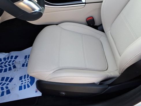 New 2026 Mercedes-Benz C 300 4MATIC Sedan image 15