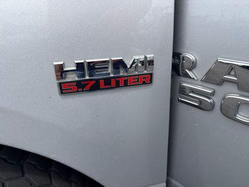 Used 2017 RAM 1500 Classic SLT RWD image 22