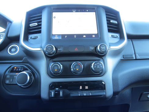 Used 2024 RAM 2500 Big Horn image 26