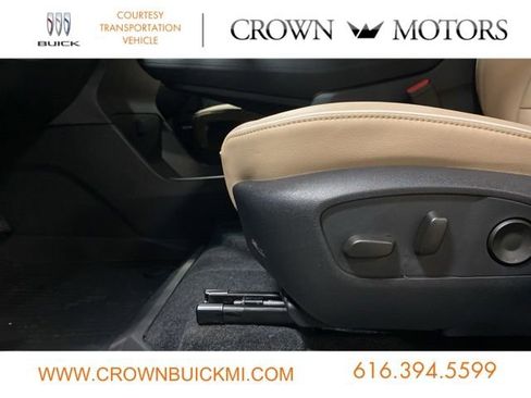 Used 2025 Buick Enclave Preferred w/ LPO, Floor Liner Package image 15