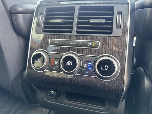 Used 2015 Land Rover Range Rover Sport HSE AWD/4WD image 32