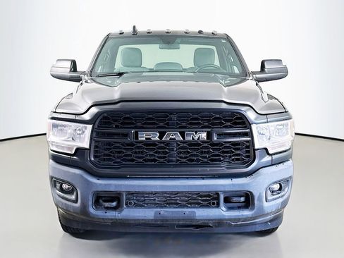 Used 2022 RAM 3500 Tradesman RWD image 2
