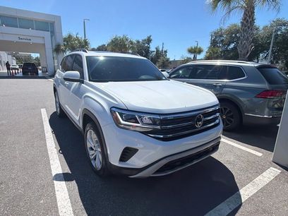 Used 2023 Volkswagen Atlas SE w/ Panoramic Sunroof Package