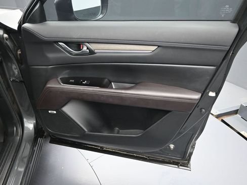 Used 2021 MAZDA CX-5 Signature image 40