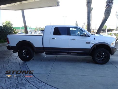 Used 2018 RAM 2500 Longhorn image 11