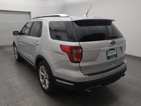 Used 2019 Ford Explorer Limited w/ Class III Trailer Tow Package FWD image 5