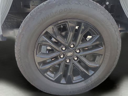 Used 2026 Ford F150 Lariat w/ Equipment Group 502A High AWD/4WD image 22