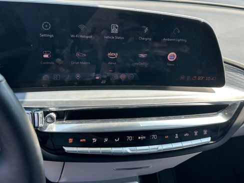 Used 2024 Cadillac Lyriq Sport w/ LPO, Floor Liner Package AWD/4WD image 20