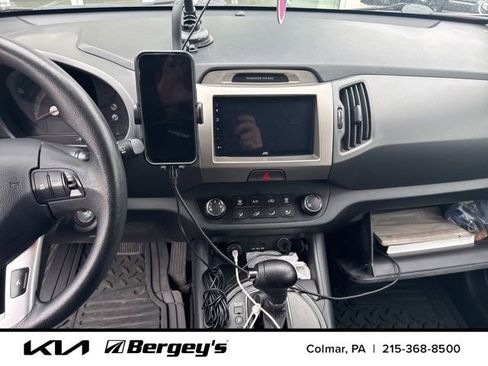 Used 2011 Kia Sportage LX FWD image 9