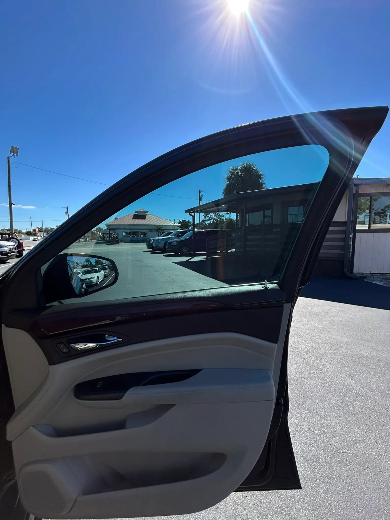 Used 2015 Cadillac SRX Performance w/ Driver Awareness Package FWD image 19