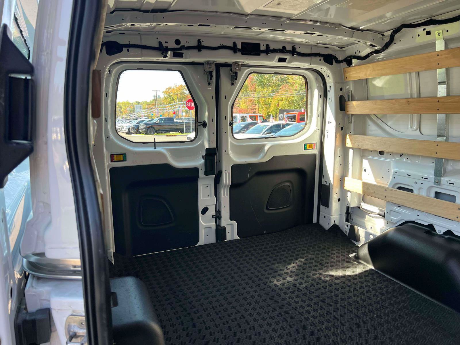 Used 2025 Ford Transit 250 Low Roof w/ Exterior Upgrade Package RWD image 17