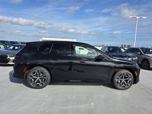 New 2026 BMW iX xDrive60 image 3