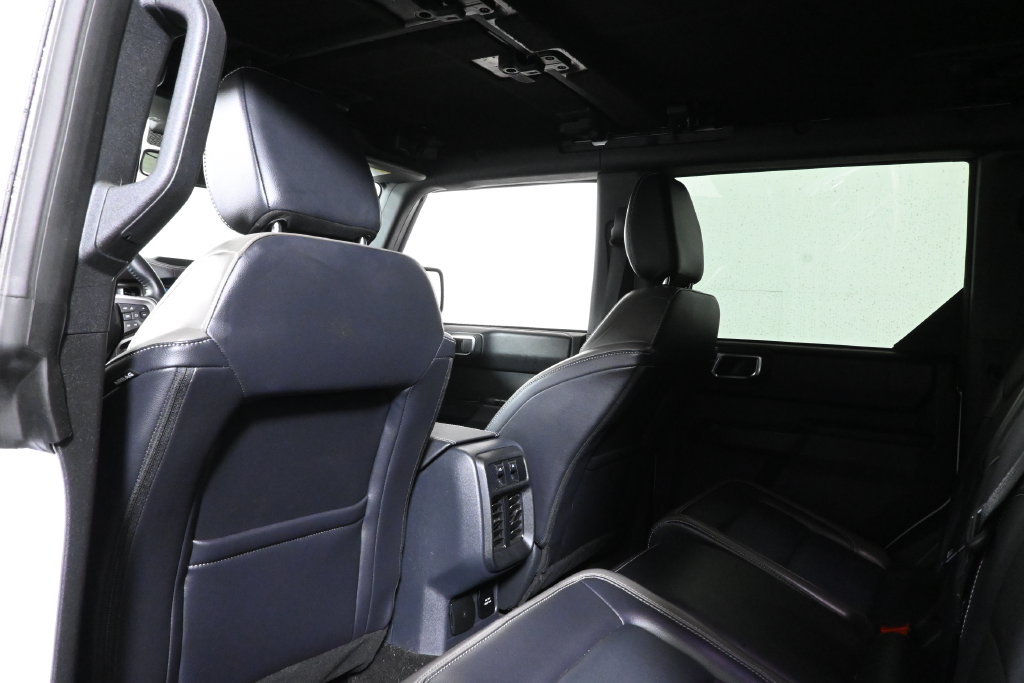 Used 2025 Ford Bronco Outer Banks AWD/4WD image 7