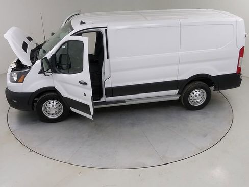 Certified 2023 Ford Transit 250 Low Roof AWD w/ Exterior Upgrade Package image 48