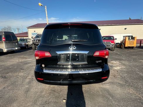 Used 2016 INFINITI QX80 Limited AWD 4dr SUV image 4
