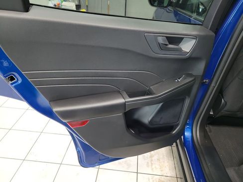 Used 2023 Ford Escape Active image 32