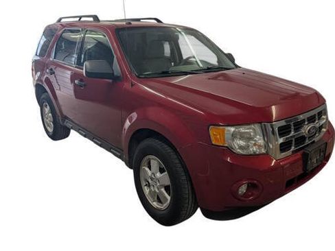 Used 2011 Ford Escape XLT w/ 201A Rapid Spec Order Code AWD/4WD image 8