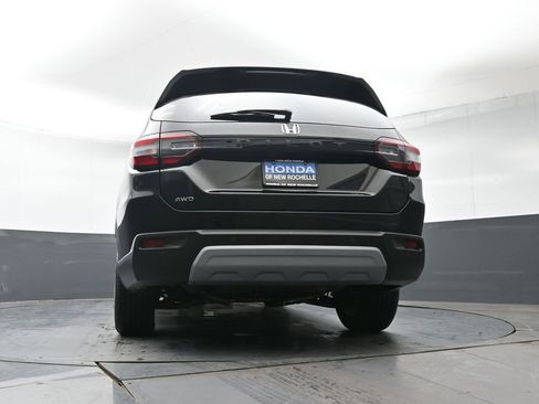 Certified 2025 Honda Pilot EX-L image 32