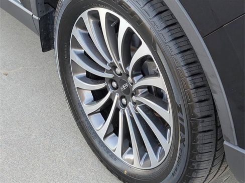 Used 2024 Lincoln Aviator Reserve image 7